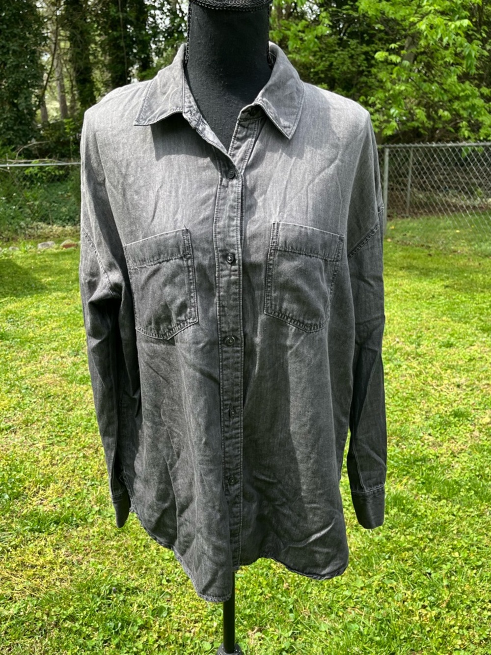 a.n.a Women's Washed Black Button-Down Shirt